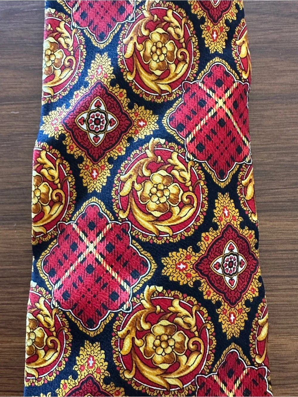 Men’s Silk Tie in Black, Red & Gold